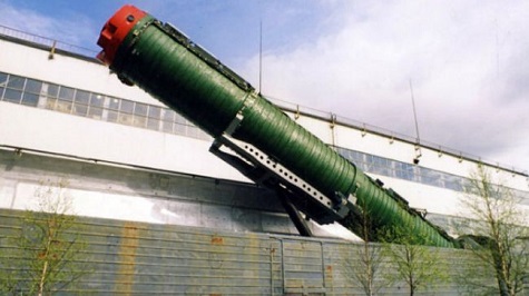 Russia-rail-mounted-missile